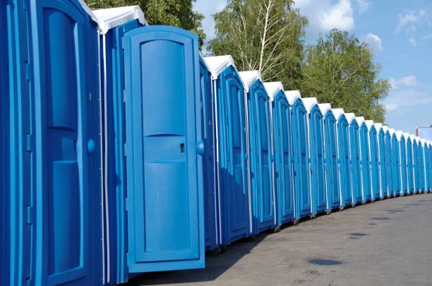 Best Portable restroom trailer rental  in Chillicothe, OH